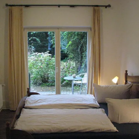 Ferienwohnung-in-der-lindenstrasse-whg-1 * Lubeck